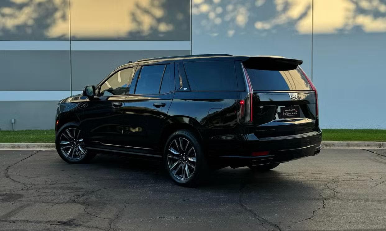 Black luxury SUV side profile for Soluxe car service